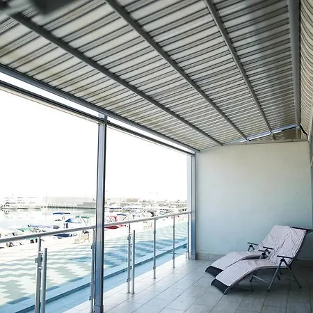 Apartament Sovin'on Yakht-klub