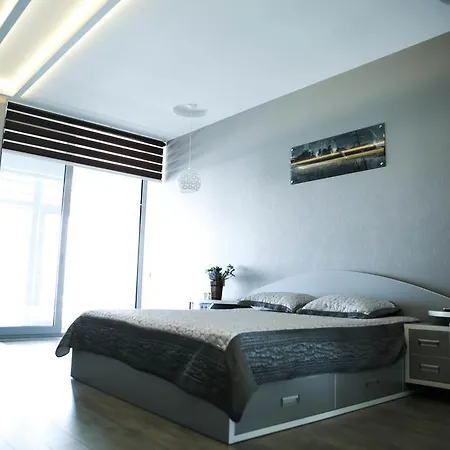 Apartament Sovin'on Yakht-klub