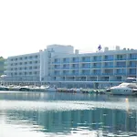 Apartament Sovin'on Yakht-klub Odessa